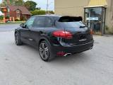 Porsche Cayenne 2012 thumbnail 3